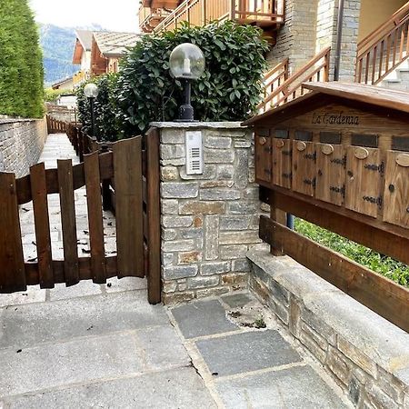 Incantevole Appartamento Con Giardino - Garage Privato E Free Wifi أولكس المظهر الخارجي الصورة