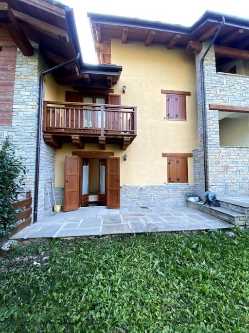 Incantevole Appartamento Con Giardino - Garage Privato E Free Wifi أولكس المظهر الخارجي الصورة